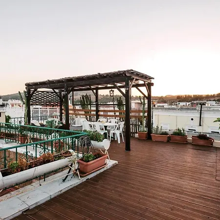 Hara's Traditional Detached House In Malona * Malona Village