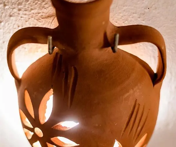 Hara's Traditional Detached House In Malona 펜션 Malona Village