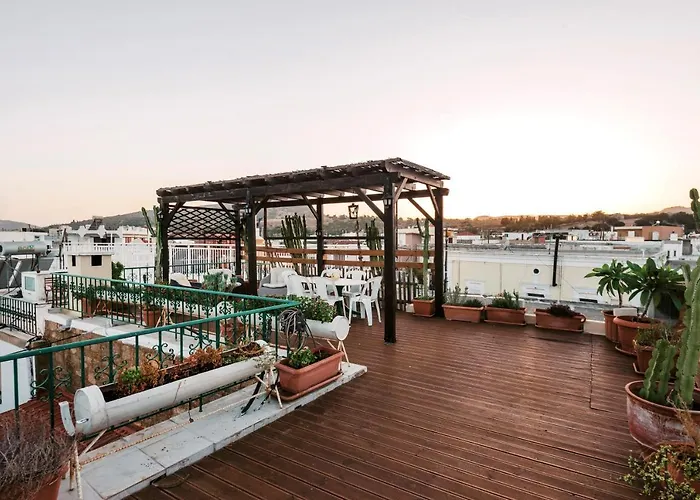 Hara's Traditional Detached House In Malona * Malona Village