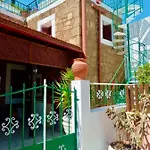 بيت للعطل Hara's Traditional Detached House In Malona